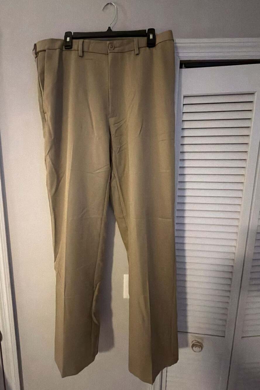 Haggar Men's Cool 18 Classic Fit Khaki Dress Pants 36x34